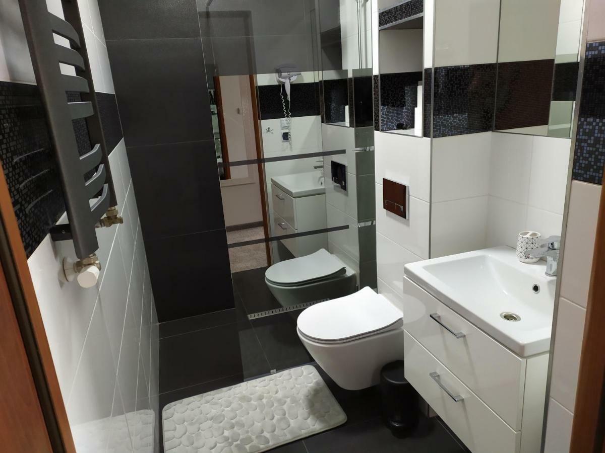 Hotel Bursztynowy Jozefow na Wisla Exteriér fotografie