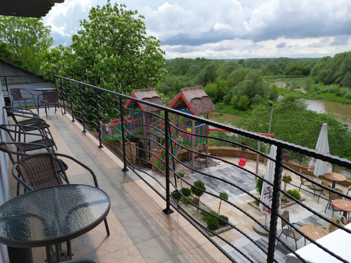Hotel Bursztynowy Jozefow na Wisla Exteriér fotografie