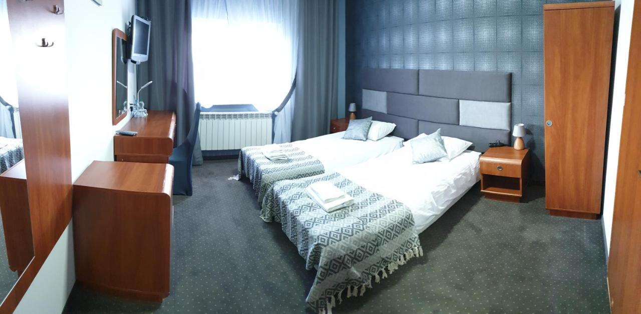 Hotel Bursztynowy Jozefow na Wisla Exteriér fotografie