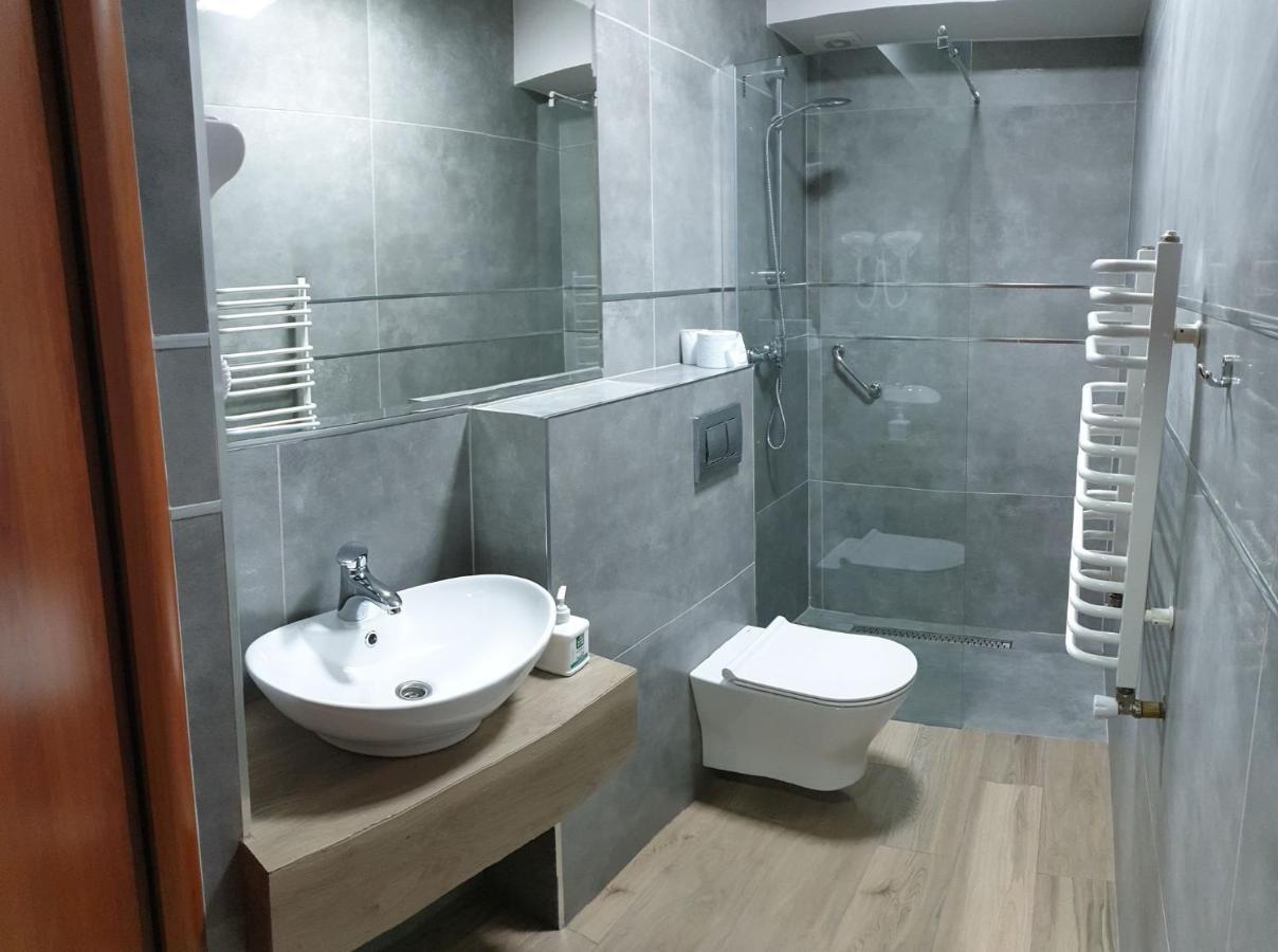 Hotel Bursztynowy Jozefow na Wisla Exteriér fotografie